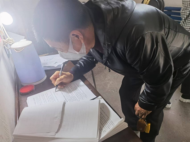 西北一棉: 入户签订消防安全承诺书